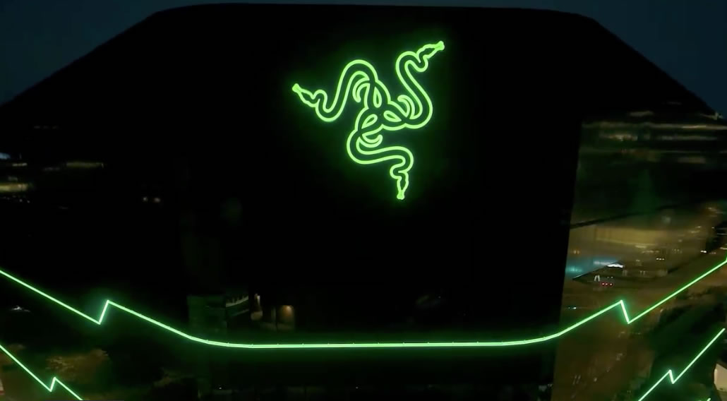 Razer Logo serpente a tre teste su edificio sede della società
